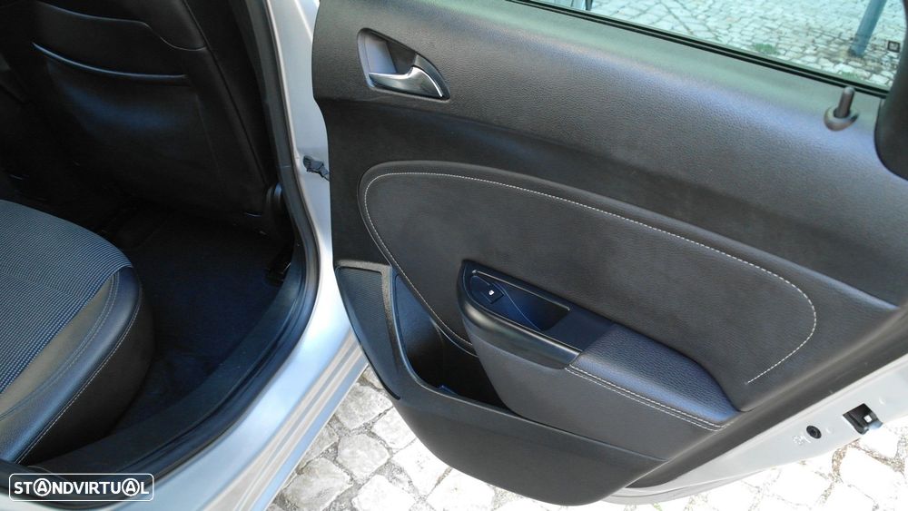 Opel Astra Sports Tourer 1.7 CDTi Cosmo S/S - 18