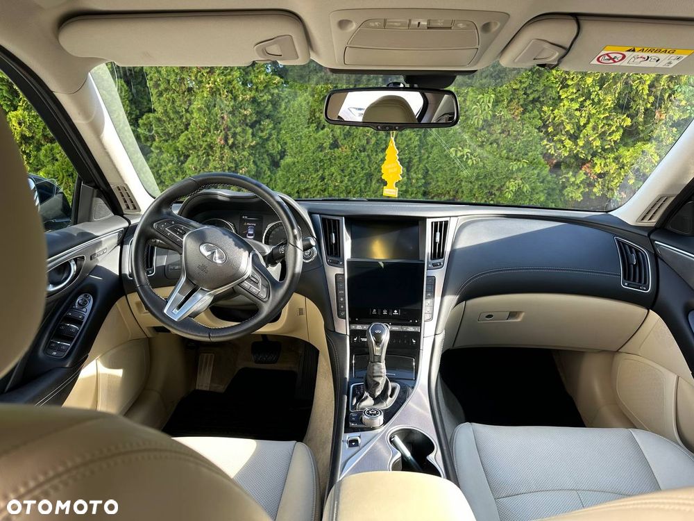 Infiniti Q50 2.0t Premium EU6 - 15