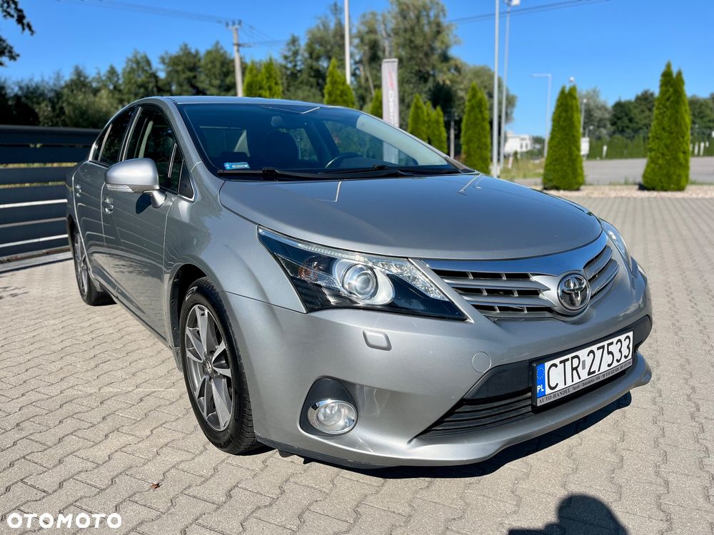 Toyota Avensis 2.0 D-4D Premium - 2