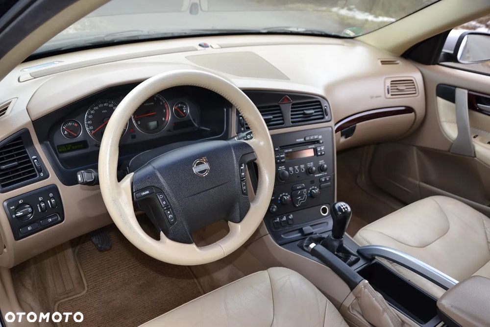 Volvo XC 70 AWD Premium - 18