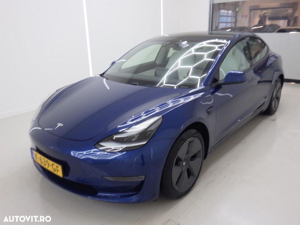 Tesla Model 3 Langstreckenbatterie Allradantrieb Dual Motor - 3