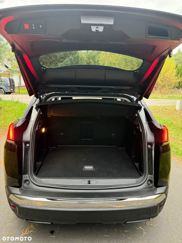 Peugeot 3008 1.2 PureTech Allure S&S EAT8 - 19