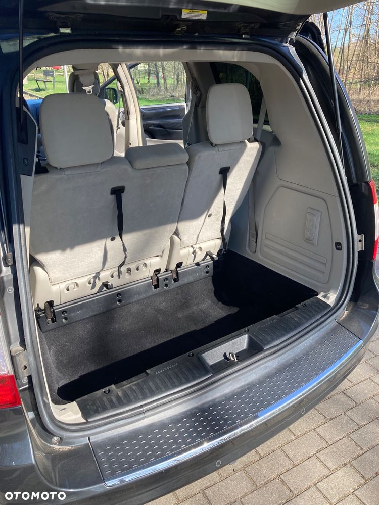 Chrysler Town & Country 3.6 Touring - 15