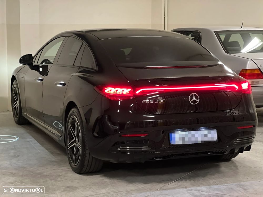Mercedes-Benz EQE SUV 300 - 26