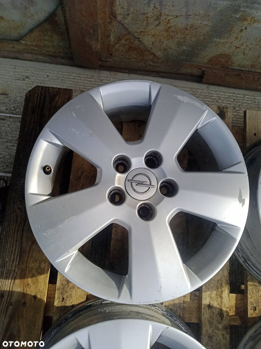 FELGI ALUMINIOWE R16 GM OPEL VECTRA C 2.0 - 3