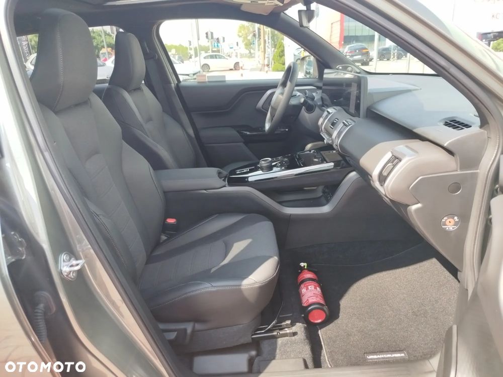 Toyota Urban Cruiser 61kWh Executive - 12