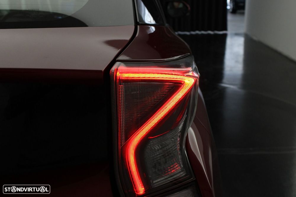 Toyota Prius 1.8 Luxury Pele - 31