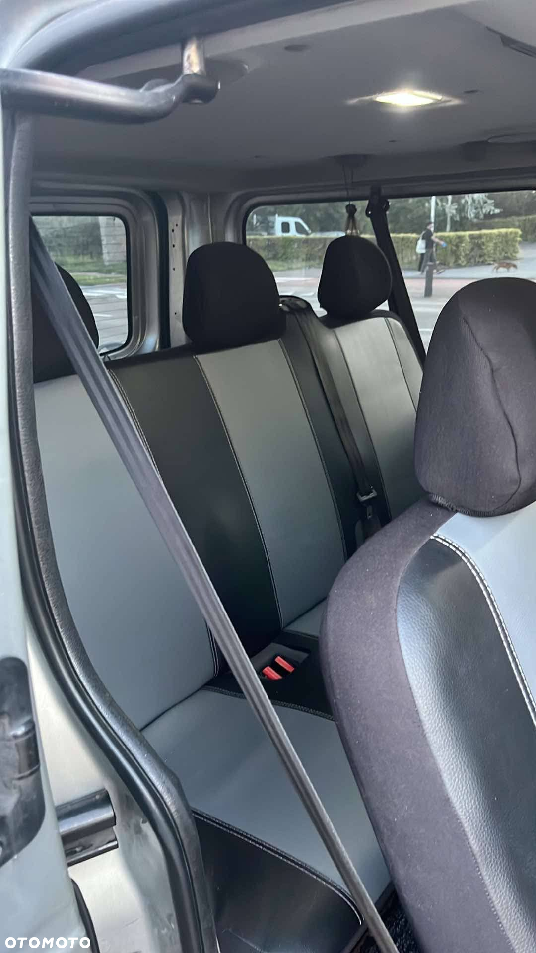 Renault Trafic - 7