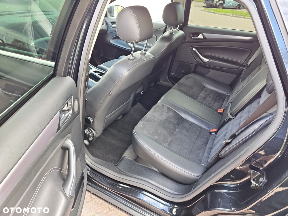 Ford Mondeo 2.0 TDCi Titanium - 14