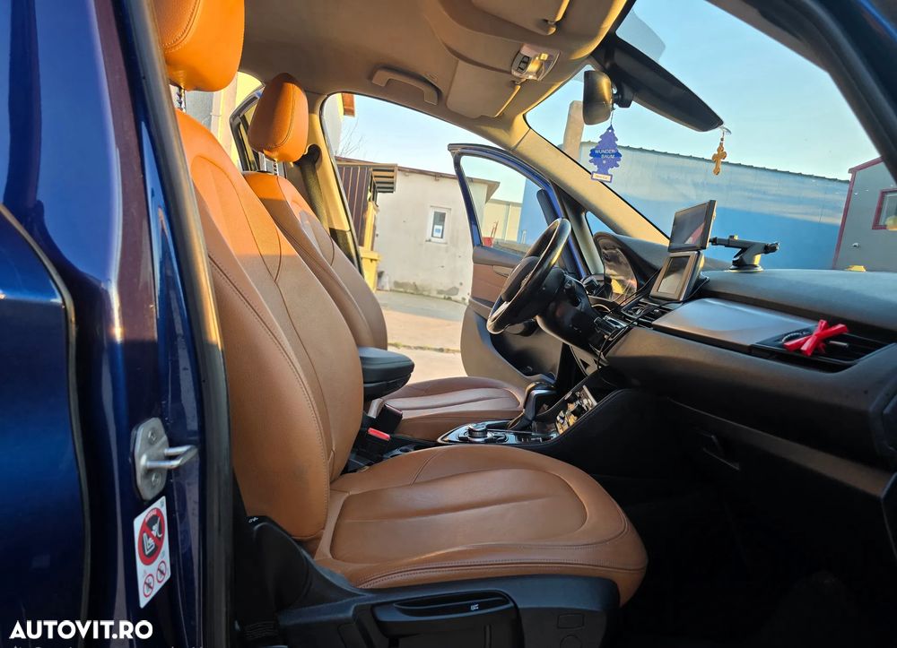 BMW Seria 2 216d Aut. Advantage - 15