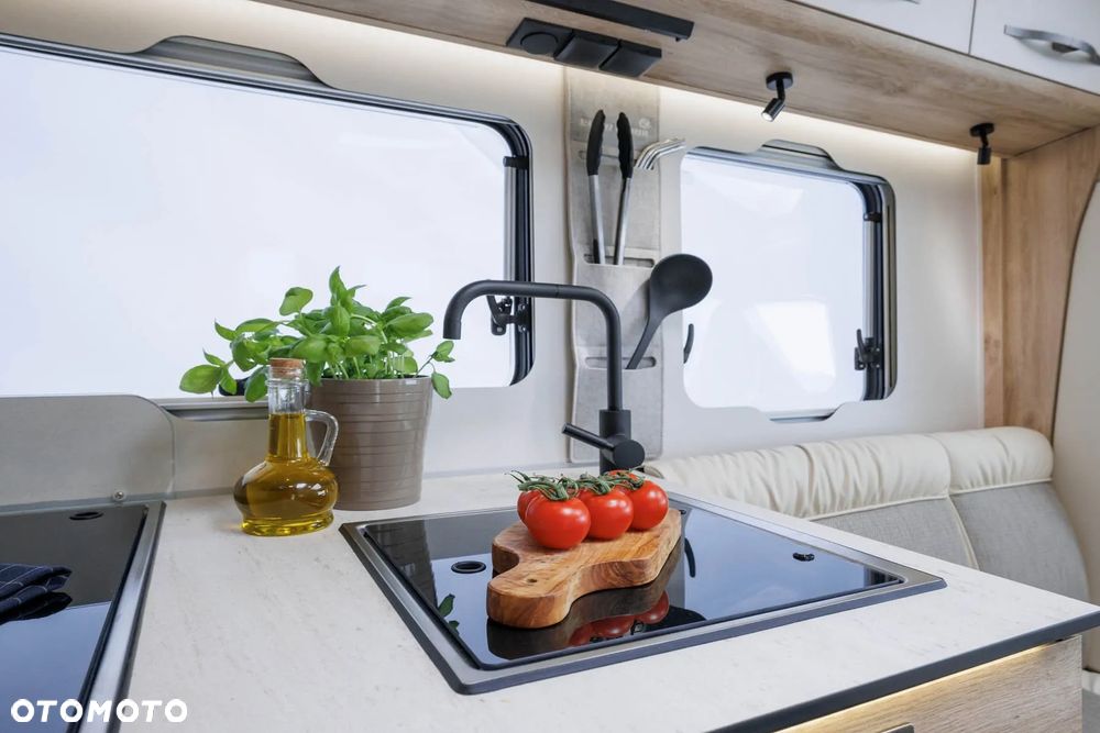 Eura Mobil PT 726 QF Freestyle - 11