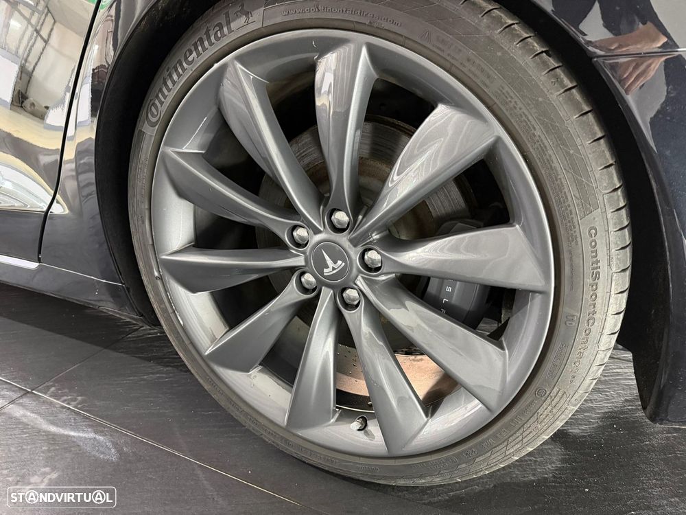 Tesla Model S 100D - 17