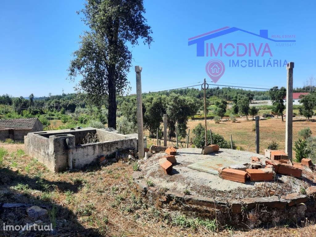 Terreno com ruina e água, em Graça, Pedrógão Grande - Grande imagem: 3/20