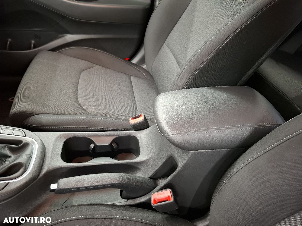 Hyundai i30 1.5 110CP 5DR M/T Highway - 17