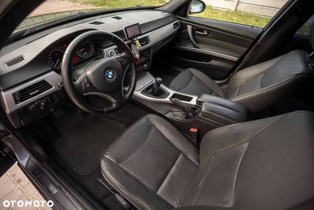 BMW Seria 3 - 6