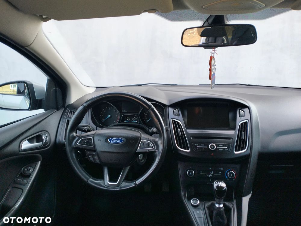 Ford Focus 1.5 TDCi DPF Start-Stopp-System COOL&CONNECT - 9