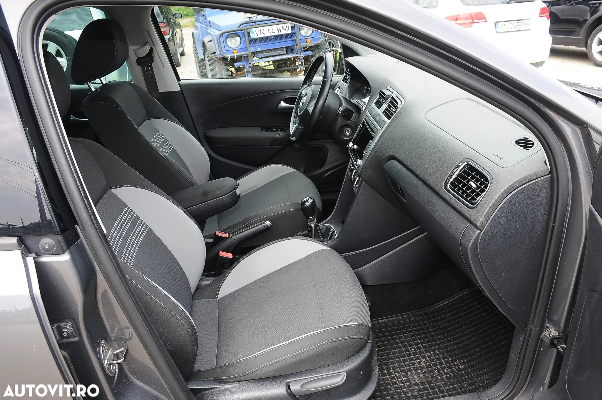 Volkswagen Polo 1.6 TDI DPF BMT Comfortline - 12