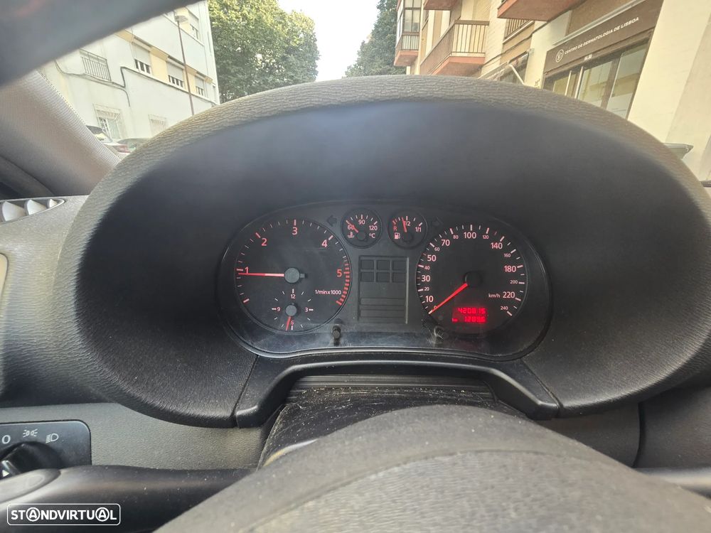 Audi A3 1.9 TDI Sport - 6