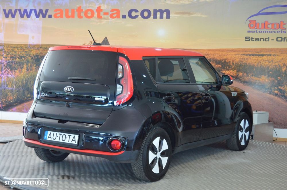 Kia e-Soul EV - 3