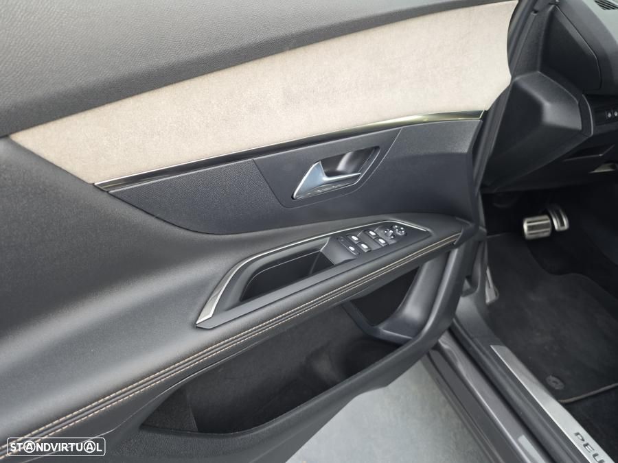 Peugeot 3008 1.2 PureTech GT EAT8 - 25