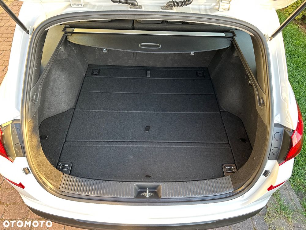 Hyundai i30 1.4 Classic + - 20