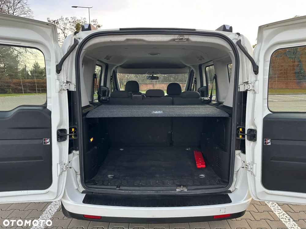 Fiat Doblo Dynamic - 21