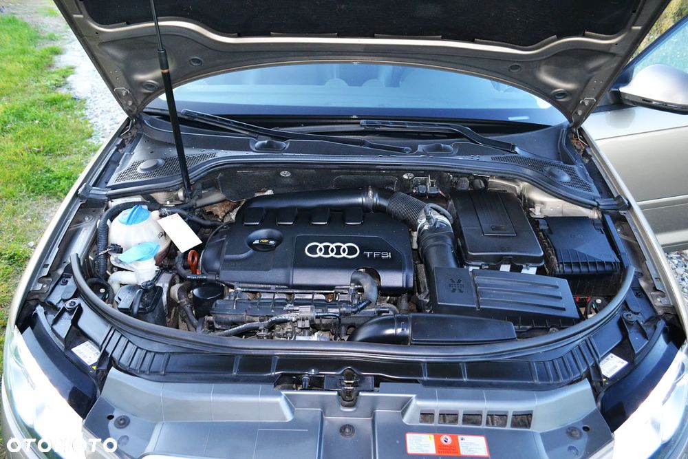 Audi A3 Sportback 1.8 TFSI Quattro Ambiente - 30