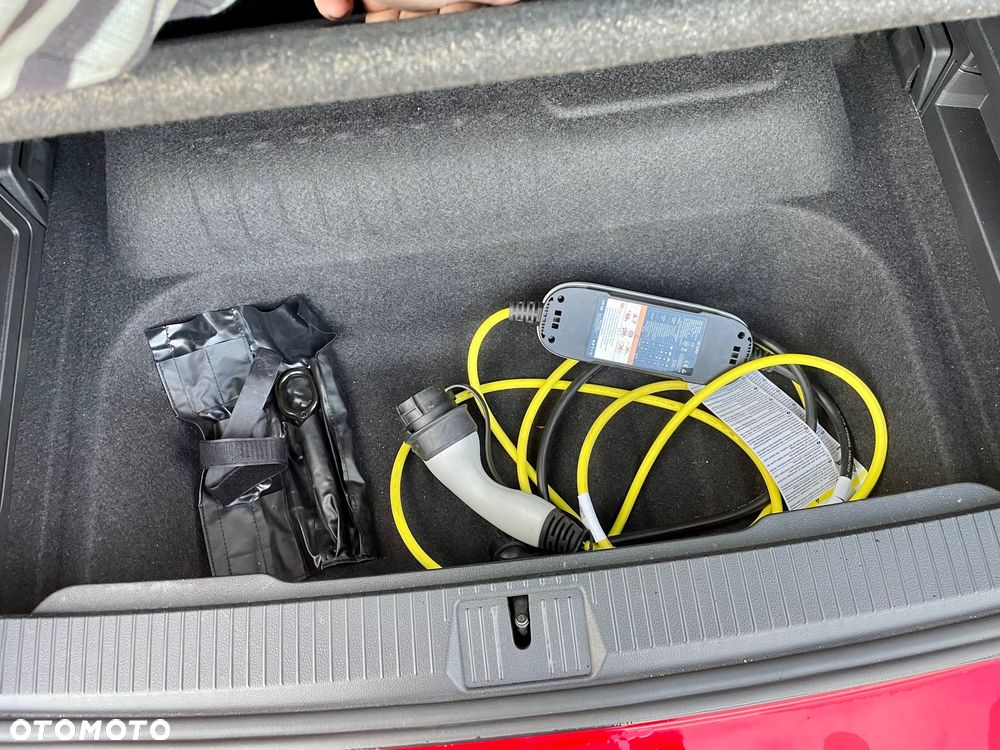 Volkswagen Passat 1.4 TSI DSG GTE - 32