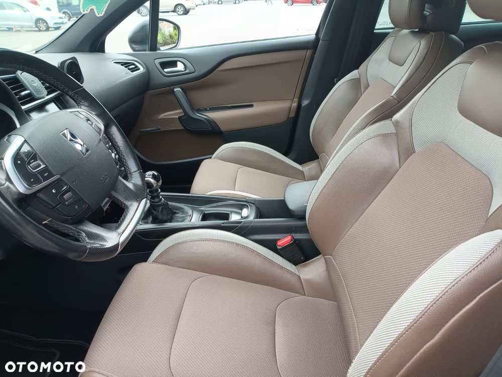 Citroën DS4 1.6 HDi Chic - 11