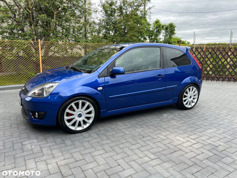 Ford Fiesta - 2