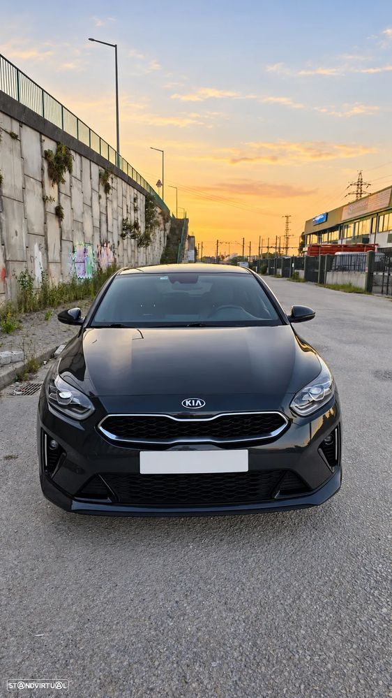 Kia ProCeed 1.0 T-GDi GT Line - 4