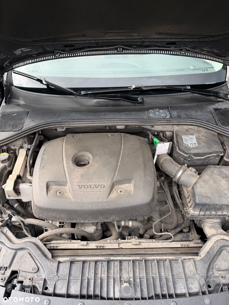 Volvo S60 T5 Momentum - 16