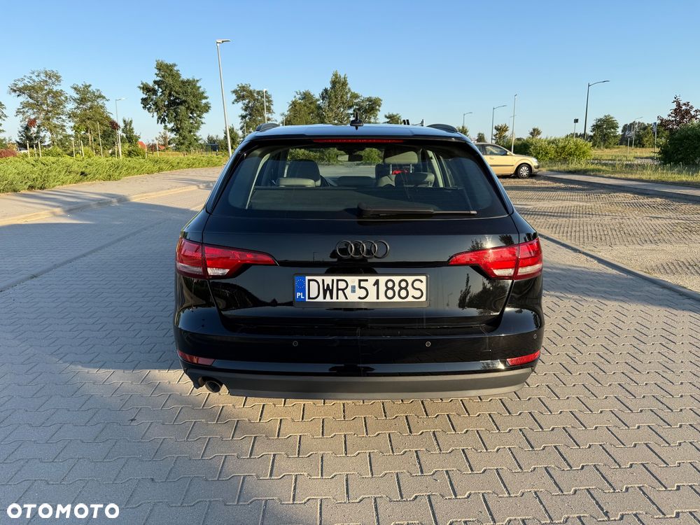 Audi A4 Avant 2.0 TDI clean diesel - 12