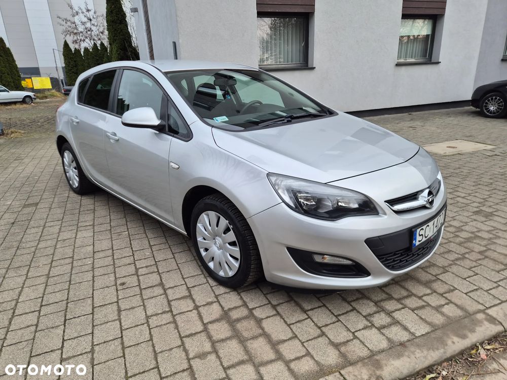 Opel Astra 1.6 Essentia EU6 - 4