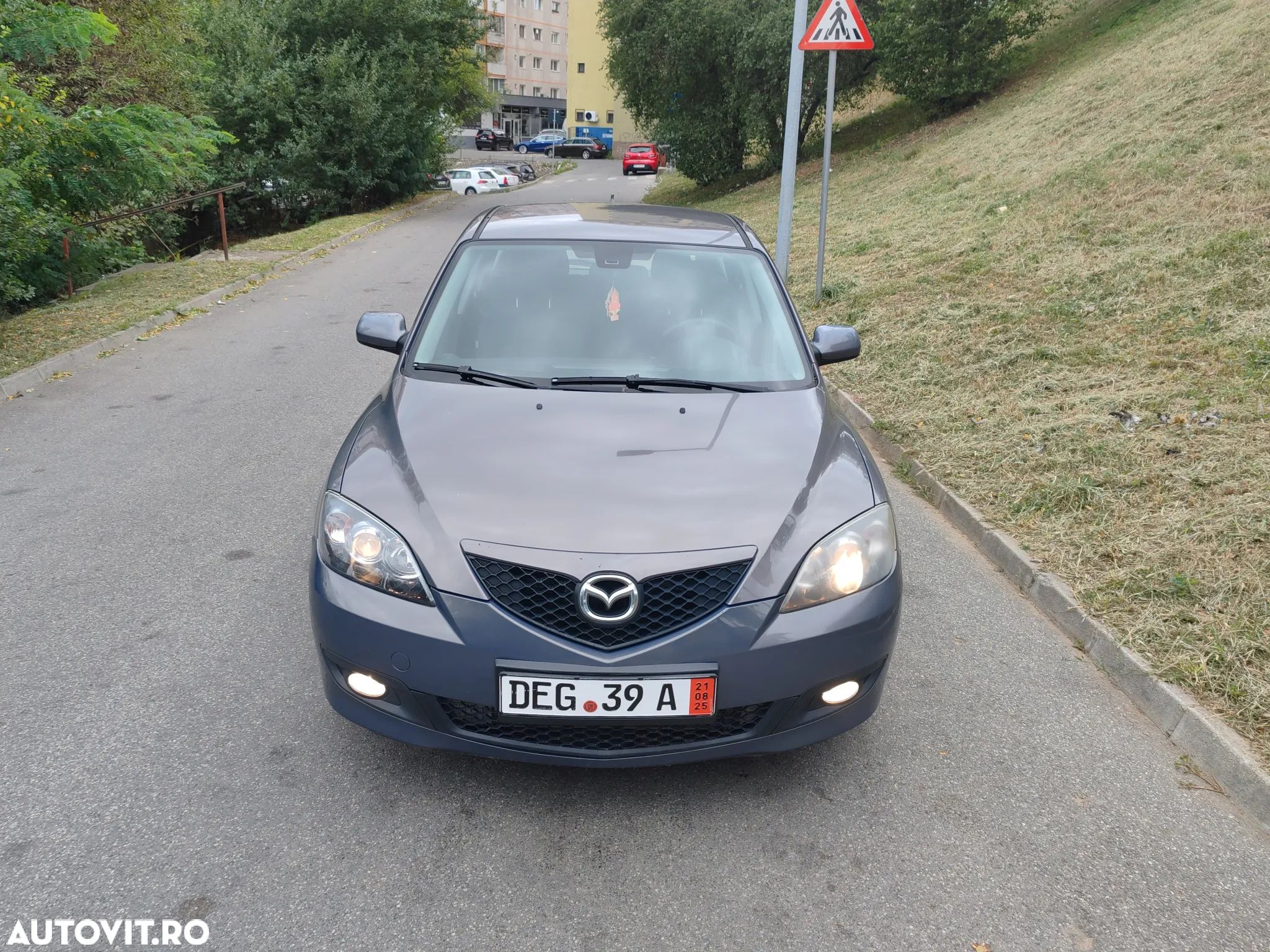 Volkswagen Polo 1.6 TDI Comfortline - 1