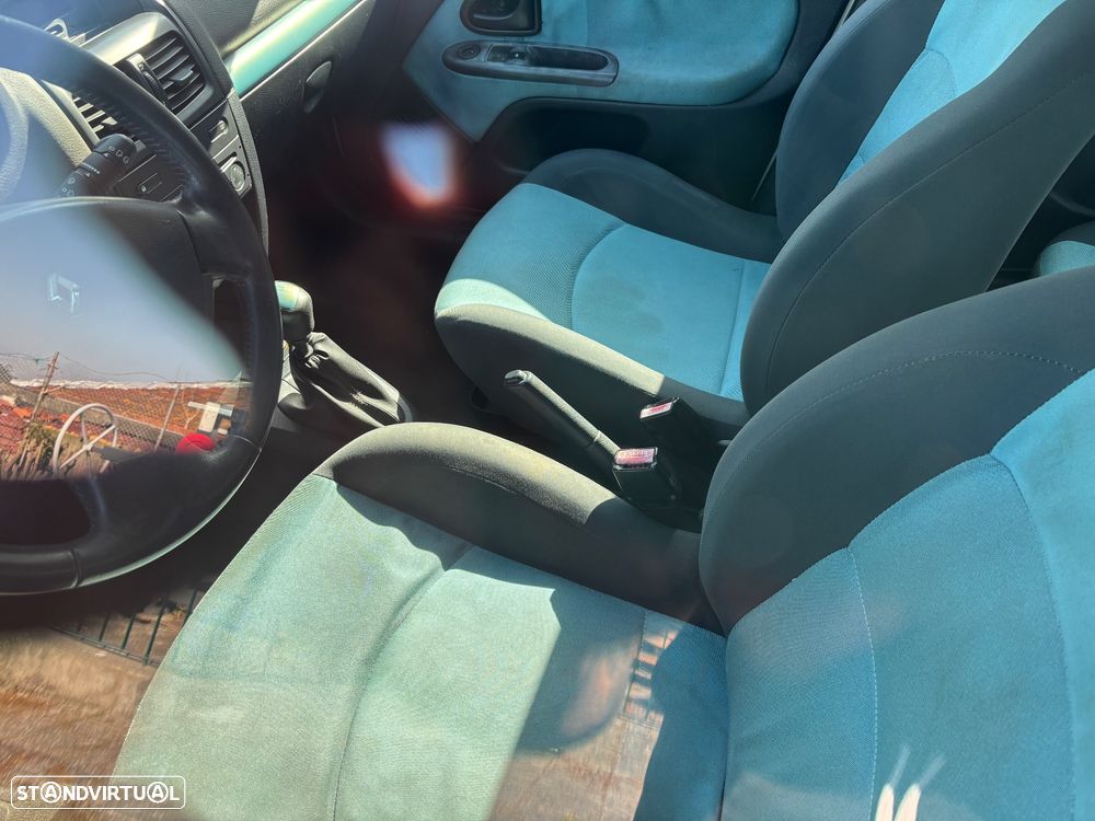 Renault Clio 1.5 dCi Extreme - 5