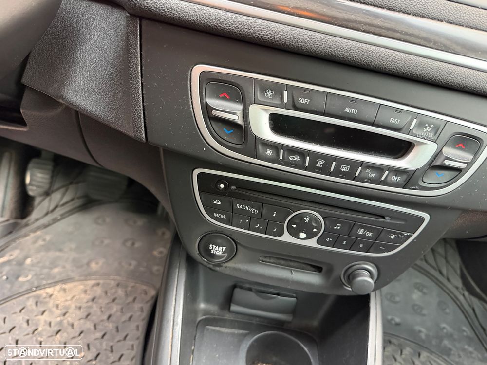 Renault Mégane 1.5 dCi Dynamique S - 8