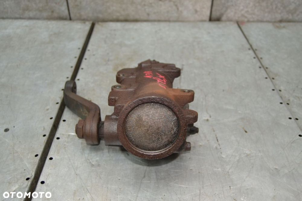 JEEP CHEROKEE XJ 2,5 BENZ. MAGLOWNICA ANGIELSKA - 3