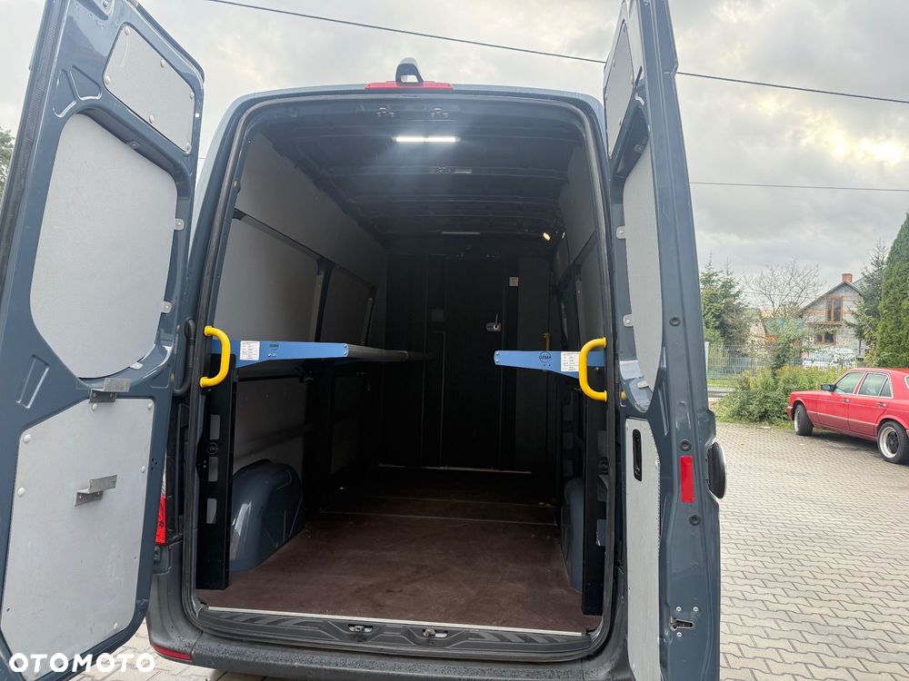 Mercedes-Benz Sprinter 314 W910 - 6