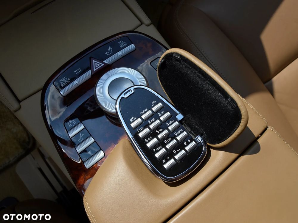 Mercedes-Benz Klasa S 500 4Matic 7G-TRONIC - 18