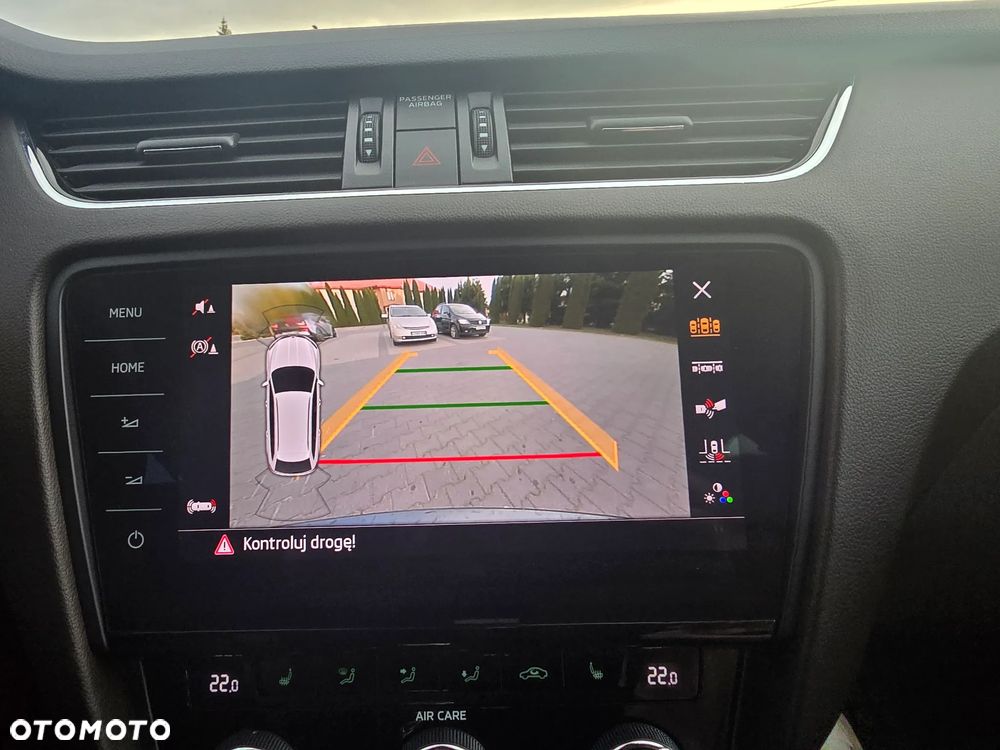 Skoda Octavia 2.0 TDI 4x4 DSG L&K - 35