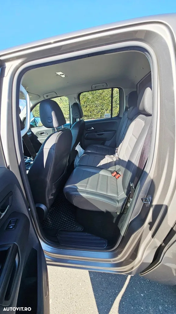 Volkswagen Amarok 3.0 TDI V6 4M Highline Aut. - 11
