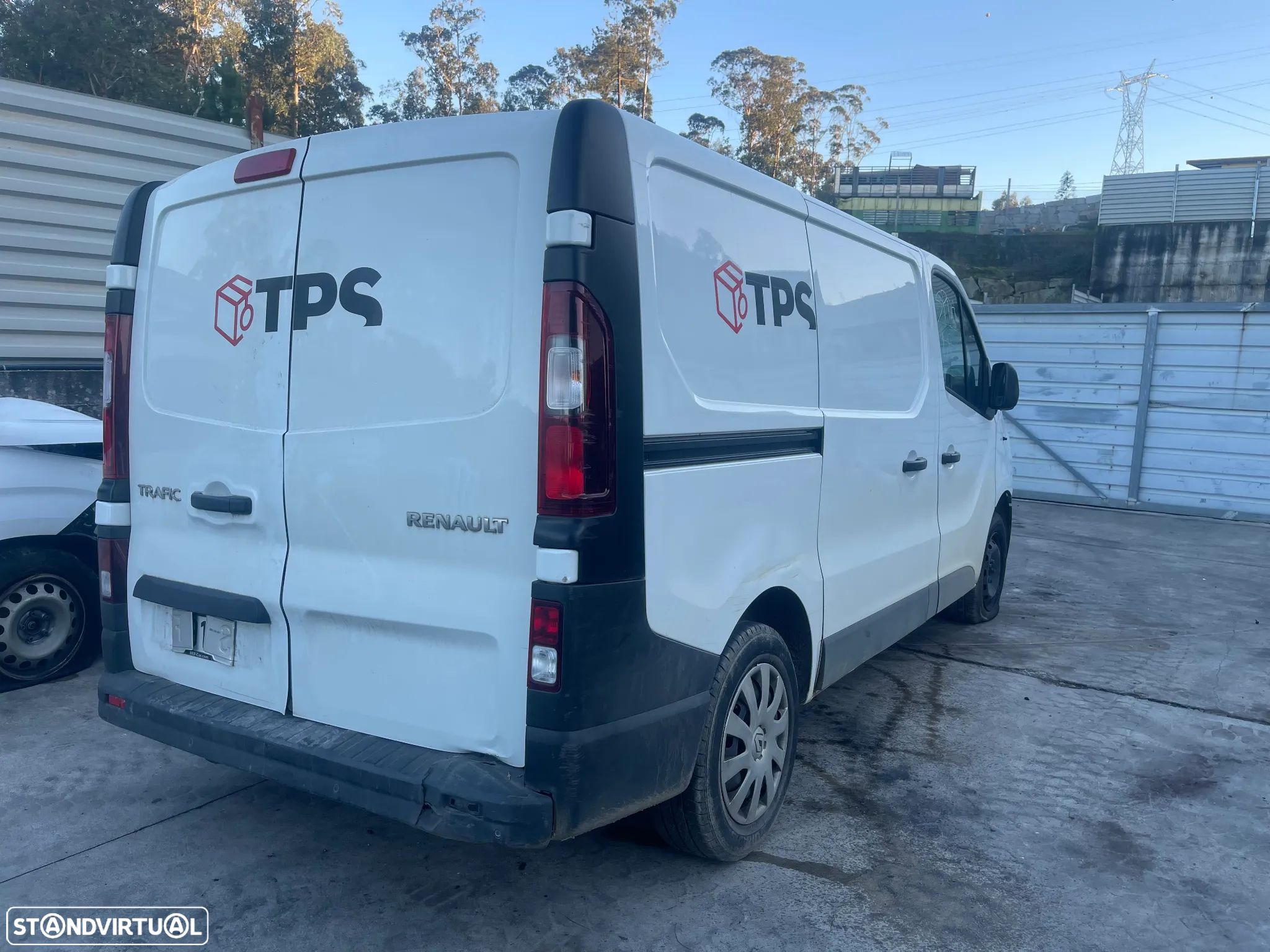 RENAULT TRAFIC 2.0 BLUE DCI FASE III 2021 PARA PEÇAS - 1