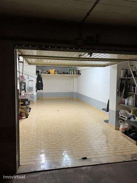 Garagem para venda - Grande imagem: 3/7