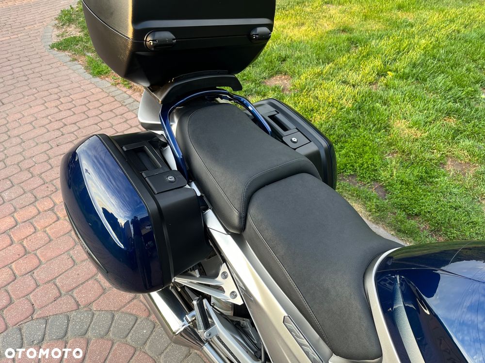 Yamaha FJR - 17