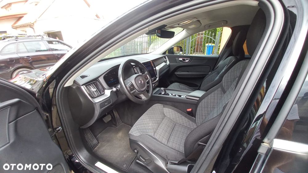 Volvo XC 60 B4 D Geartronic Momentum - 15