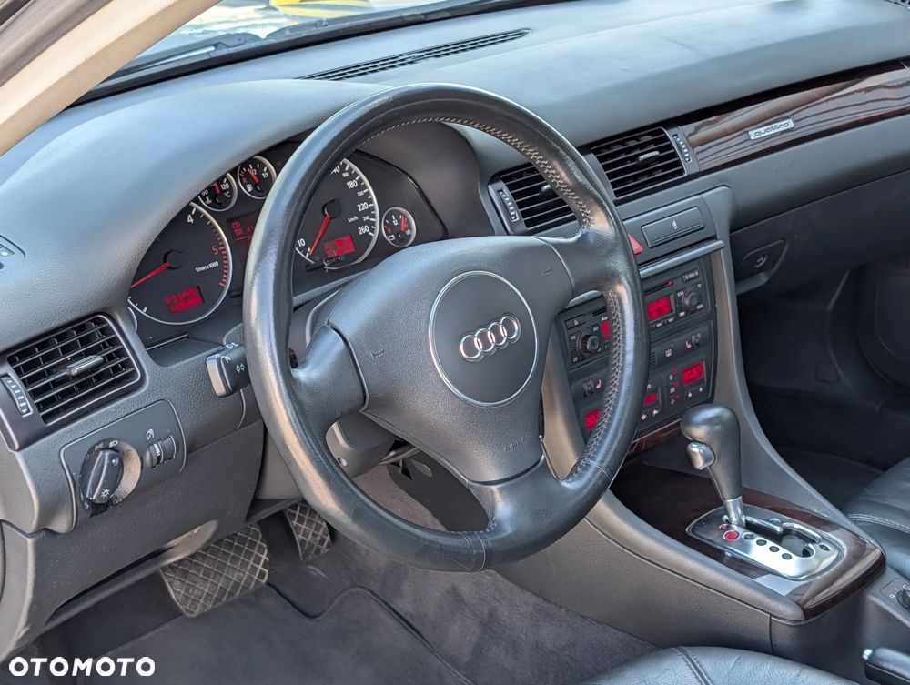 Audi A6 Limousine 2.5 TDI Quattro Tiptr - 20