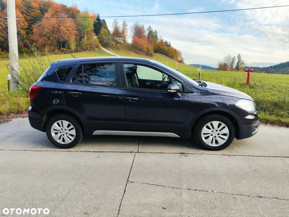 Suzuki SX4 S-Cross 1.6 VVT 4x4 Comfort - 4