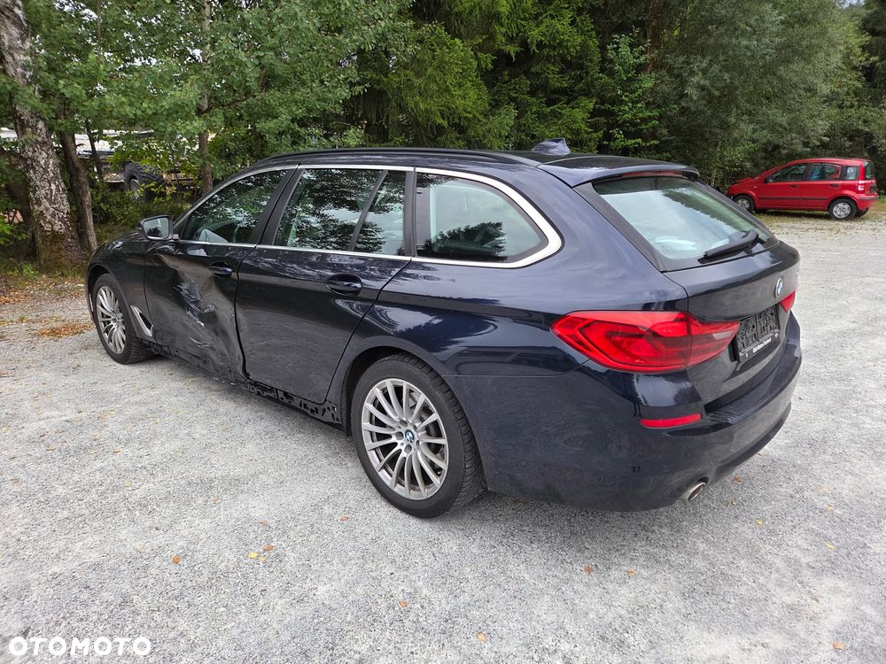 BMW Seria 5 520d M Sport Edition - 3