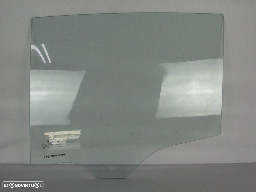 Vidro da porta Esquerdo/Trás Seminovo/ Original BMW 1 (F40) 51357448061 - 1